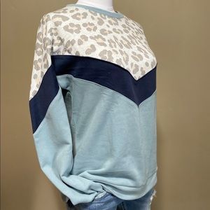 LEOPARD PRINT COMBO SWEATSHIRT
